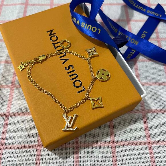 Louis Vuitton Gold Bracelet - Picture 7 of 7